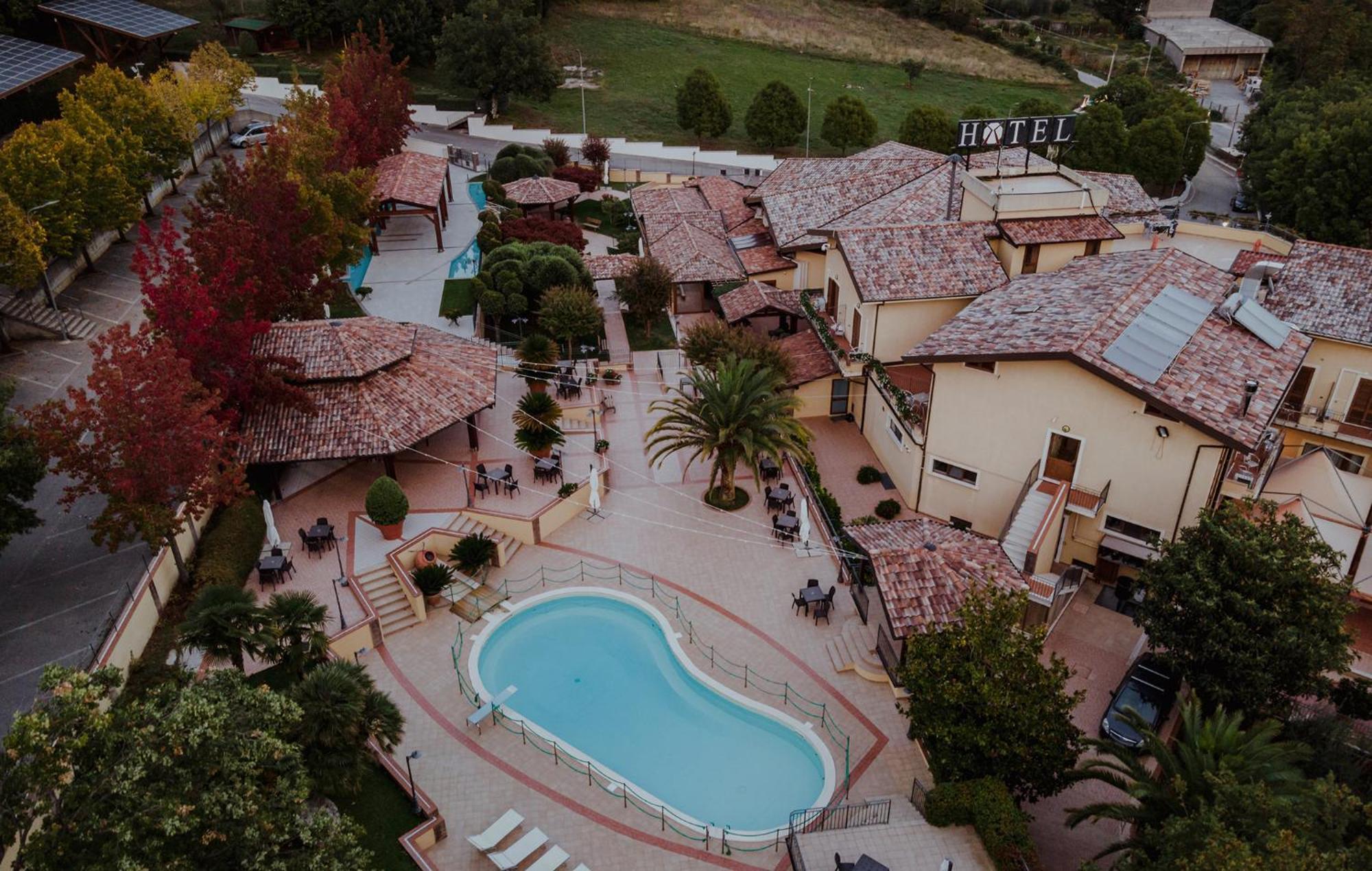 San Raffaele Hotel Restaurant & Resort Castelluccio Superiore Exteriér fotografie